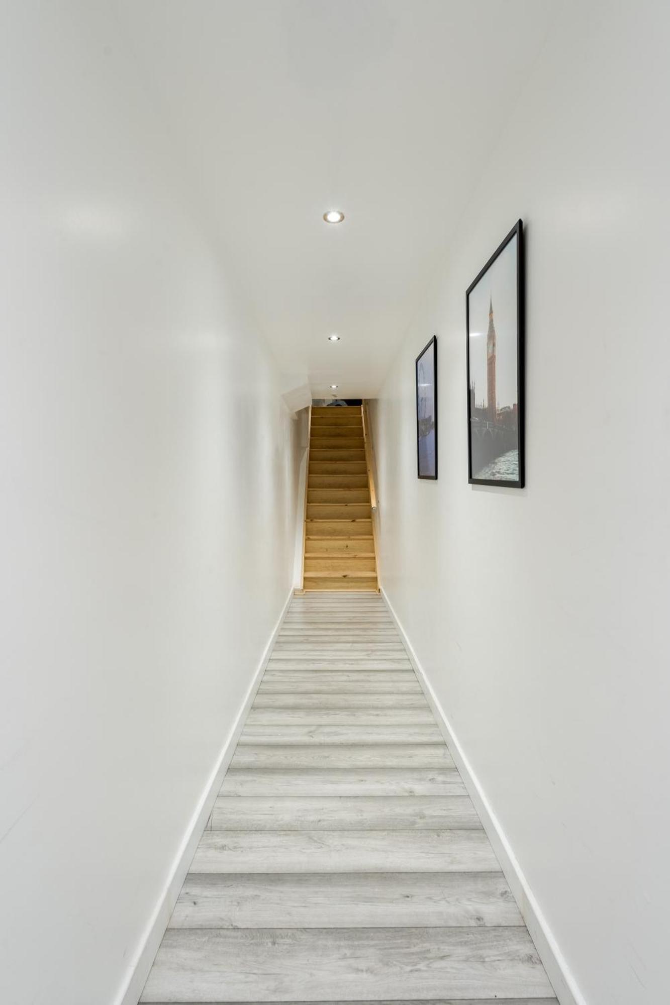 Beautiful Flat Near Central London - Entire Flat - Equipped Kitchen - Private Bathroom Экстерьер фото