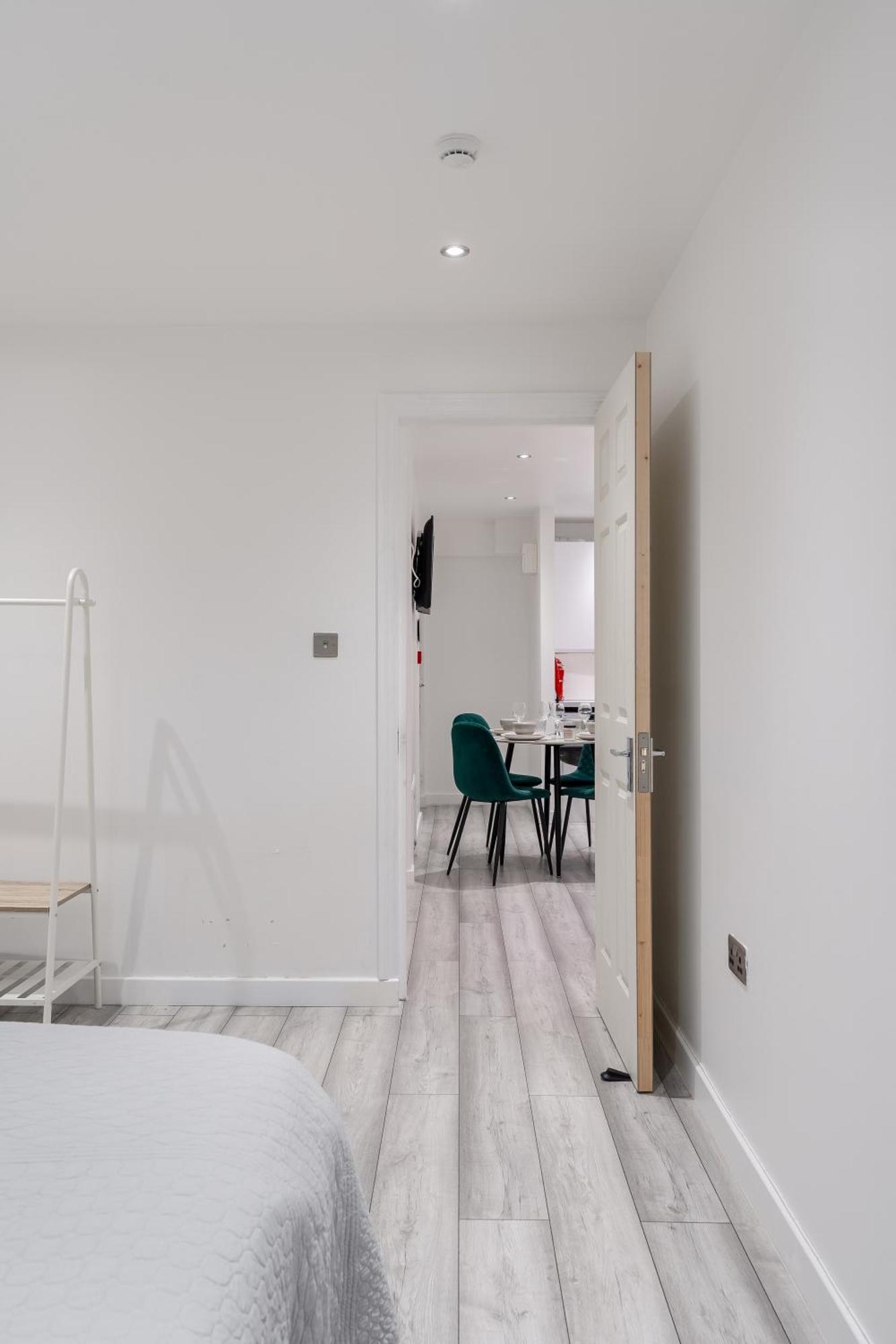 Beautiful Flat Near Central London - Entire Flat - Equipped Kitchen - Private Bathroom Экстерьер фото